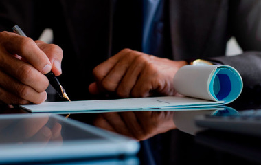 Intégrer au plan "numérique éducatif" les compétences de conception et communication, conformes au code de conduite numérique.